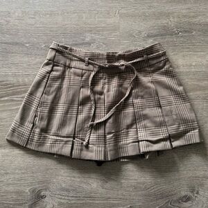 Hollister Skort